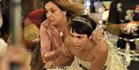 Carminha (Adriana Esteves) e Nina (Débora Falabella) em cena de ‘Avenida Brasil’: a concorrência ameaça o reinado das tramas produzidas no Brasil   Foto: Renato Rocha Miranda/TV Globo  / Sala de TV