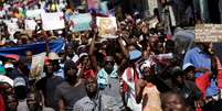 Manifestantes haitiano protestem em Porto Príncipe contra presidente dos EUA, Donald Trump 22/01/2018 REUTERS/Andres Martinez Casares  Foto: Reuters