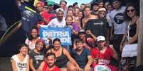 Argentinos viajaram a Porto Alegre para apoiar o ex-presidente Luiz In&aacute;cio Lula da Silva | Foto: Jo&atilde;o Fellet/BBC Brasil  Foto: BBC News Brasil