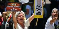 Manifestantes carregavam pixulecos  Foto: AFP / BBC News Brasil