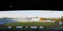 Est&aacute;dio do Caf&eacute;, em Londrina  Foto: C&eacute;lio Messias / Gazeta Press