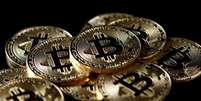 Imagem ilustrativa de moedas de Bitcoin 08/12/2017 REUTERS/Benoit Tessier  Foto: Reuters