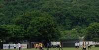 Santos empata em jogo-treino contra o São Bernardo (Foto: Gabriela Brino)  Foto: Lance!