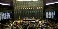 Plenário da Câmara dos Deputados durante sessão para votação do decreto de intervenção federal na segurança pública do Rio de Janeiro.  Foto: Wilson Dias/Agência Brasil