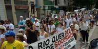 Manifestantes fazem passeata em protesto contra o aumento da violência e por mais policiamento nas ruas   Foto: Agência Brasil