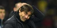 Conte vem tendo atrito com a diretoria do Chelsea na atual temporada (Foto: Glyn Kirk / AFP)  Foto: Lance!
