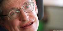 Stephen Hawking em foto de 2001  Foto: DW / Deutsche Welle