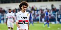 Contratado em fevereiro deste ano, Valdívia assinou com o Al-Itihad por uma temporada  Foto: Fernando Dantas / Gazeta Press