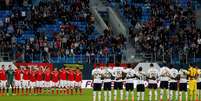Jogadores de R&uacute;ssia e Fran&ccedil;a fazem minuto de sil&ecirc;ncio antes de amistoso
 27/3/2018       REUTERS/Grigory Dukor  Foto: Reuters