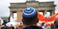 Manifestação contra antissemitismo em Berlim  Foto: DW / Deutsche Welle