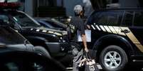 Agentes da PF durante operação no Rio de Janeiro 26/01/2017 REUTERS/Ueslei Marcelino   Foto: Reuters