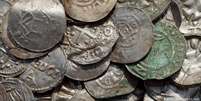 Foram descobertas cerca de 600 moedas  Foto: DW / Deutsche Welle
