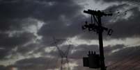 Poste de energia elétrica em São Paulo
07/08/2015
REUTERS/Nacho Doce   Foto: Reuters