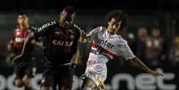 São Paulo abre 2 a 0, mas vê Atlético-PR buscar o empate e a vaga na próxima fase (Foto: MIGUEL SCHINCARIOL)  Foto: Lance!