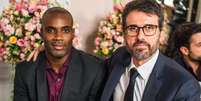 Cido (Rafael Zulu) e Samuel (Eriberto Le&atilde;o): o casal gay de &lsquo;O Outro Lado do Para&iacute;so&rsquo; foi do drama &agrave; com&eacute;dia escrachada  Foto: Raquel Cunha/TV Globo 