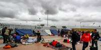 Caravana de migrantes na fronteira entre M&eacute;xico e EUA  Foto: EPA / Ansa - Brasil