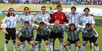 A forte seleção da Argentina na Copa de 2006 terminou com 3 vitórias e 2 empates, mas foi eliminada nos pênaltis para a Alemanha nas quartas de final  Foto: DANIEL GARCIA / AFP / LANCE!