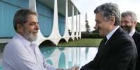 Lula durante encontro com o ex-premier da Itália Massimo D'Alema, de quem é amigo  Foto: ANSA / Ansa - Brasil
