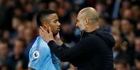 Pep Guardiola e Gabriel Jesus 09/05/2018 Action Images via Reuters/Jason Cairnduff  Foto: Reuters