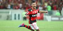 Trauco é reserva da equipe do Flamengo e titular no Peru (Foto: Gilvan de Souza/Flamengo)  Foto: Lance!