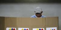 Venezuelano vota na cidade de Barquisimeto 20/05/2018 REUTERS/Carlos Jasso  Foto: Reuters
