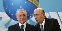 Presidente Michel Temer e ex-ministro Henrique Meirelles 23/08/2017 REUTERS/Adriano Machado  Foto: Reuters