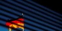Bandeira da Alemanha é vista em Berlim 07/11/2017 REUTERS/Hannibal Hanschke   Foto: Reuters