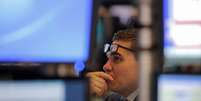 Operador trabalha na New York Stock Exchange (NYSE), em Nova York, EUA
14/03/2018
REUTERS/Andrew Kelly   Foto: Reuters