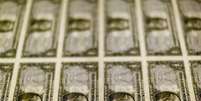 Notas de dólar dos EUA fotografados em Washington, EUA
14/11/2014
REUTERS/Gary Cameron  Foto: Reuters