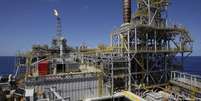Apesar de ameaça de multa de R$500 mil, petroleiros mantêm greve em plataformas, refinarias e terminais   Foto: DW / Deutsche Welle