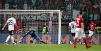 Alessandro Schopf marca para a áustria sobre a Alemanha em amistoso antes da Copa  Foto: Reuters