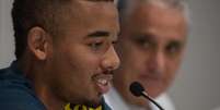 Gabriel Jesus durante coletiva de imprensa no Estádio Anfield em Liverpool  Foto: Pedro Martins / MoWA Press