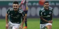 Willian e Dudu foram os grandes nomes da vitória de sábado - FOTO: Cesar Greco/Palmeiras  Foto: Lance!