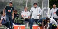 Fred levou pancada de Casemiro no treino da última quinta-feira (Foto: Pedro Martins / MoWA Press)  Foto: Lance!