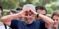 Após 2 meses preso, Lula lidera intenções de voto  Foto: ANSA / Ansa - Brasil