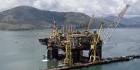 Plataforma da Petrobras em construção em Angra dos Reis, no Estado do Rio de Janeiro
24/02/2011
REUTERS/Sergio Moraes  Foto: Reuters