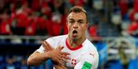 Shaqiri também fez comemoração relacionada ao Kosovo  Foto: Gonzalo Fuentes / Reuters