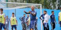 Sampaoli durante treino da seleção argentina em Bronnitsy  Foto: AFA / Lance!