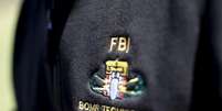 Jaqueta com logo de especialista em bomba do FBI
05/04/2016
REUTERS/Mike Segar  Foto: Reuters