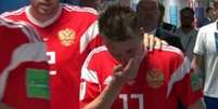 Jogadores da Rússia foram vistos inalando amônia nas partidas contra Espanha e Croácia (Foto: Reprodução/Bild)  Foto: Lance!