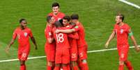 Jogadores comemoram gol sobre a Suécia (Foto: AFP/ALEXANDER NEMENOV)  Foto: Lance!