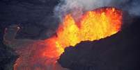 Lava erupts from Kilauea volcano in Hawaii  Foto: Reuters / BBC News Brasil