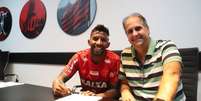 Rodinei vive boa fase e renovou seu contrato com o clube (Foto: Divulgação/Flamengo)  Foto: Lance!
