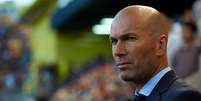 Zinedine Zidane, que conquistou três Liga dos Campeões seguidas pelo Real Madrid como técnico, segundo jornal, deve ser o próximo treinador do Manchester United  Foto: Manuel Queimadelos Alonso / Getty Images 