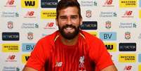 Alisson foi anunciado nesta quinta pelo Liverpool  Foto: Liverpool FC / Instagram / Divulgação