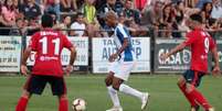 Naldo caminha para a sua segunda temporada vestindo a camisa do Espanyol (Foto: Divulgação/Espanyol)  Foto: Lance!