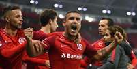 Pottker comemora gol do Internacional sobre o Ceará  Foto: Rodrigo Ziebell / Framephoto / Estadão Conteúdo