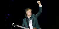 Paul McCartney surpreendeu fãs nesta quinta-feira ao anunciar um pequeno show de graça no The Cavern Club, o bar em Liverpool onde os Beatles iniciaram sua carreira há mais de 50 anos  Foto: Reuters