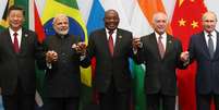 Líderes de países do Brics posam para foto oficial de 10ª cúpula do grupo, em Johanesburgo 26/07/2018 REUTERS/Mike Hutchings  Foto: Reuters