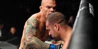 Maurício Shogun perdeu três posições após ser nocauteado no primeiro round por Smith (Foto: Getty Images/UFC)  Foto: Lance!